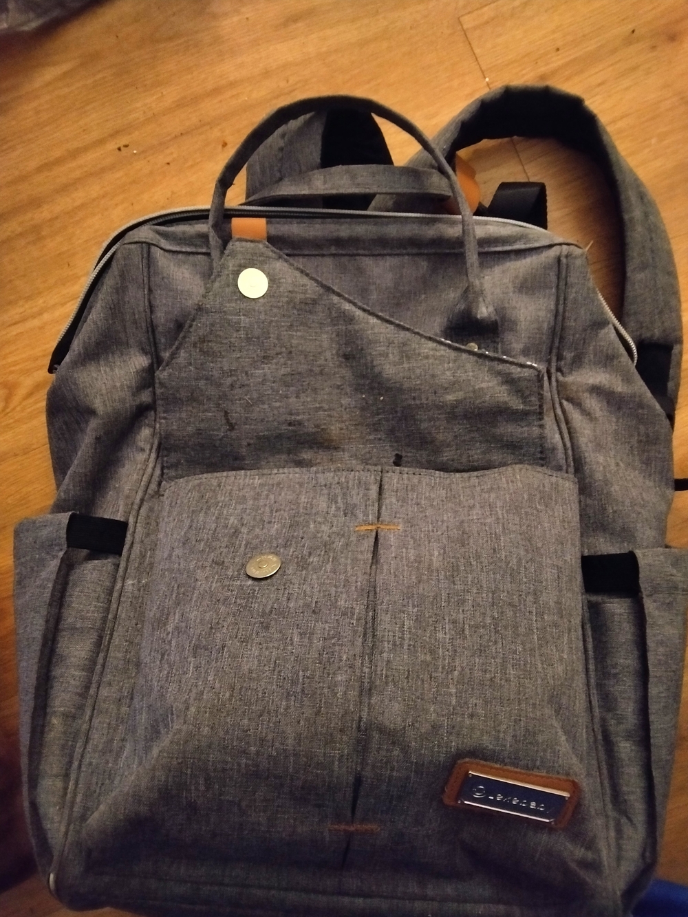 Universal Standard Gray Men's Canvas-Style Backpack with Front Pocket